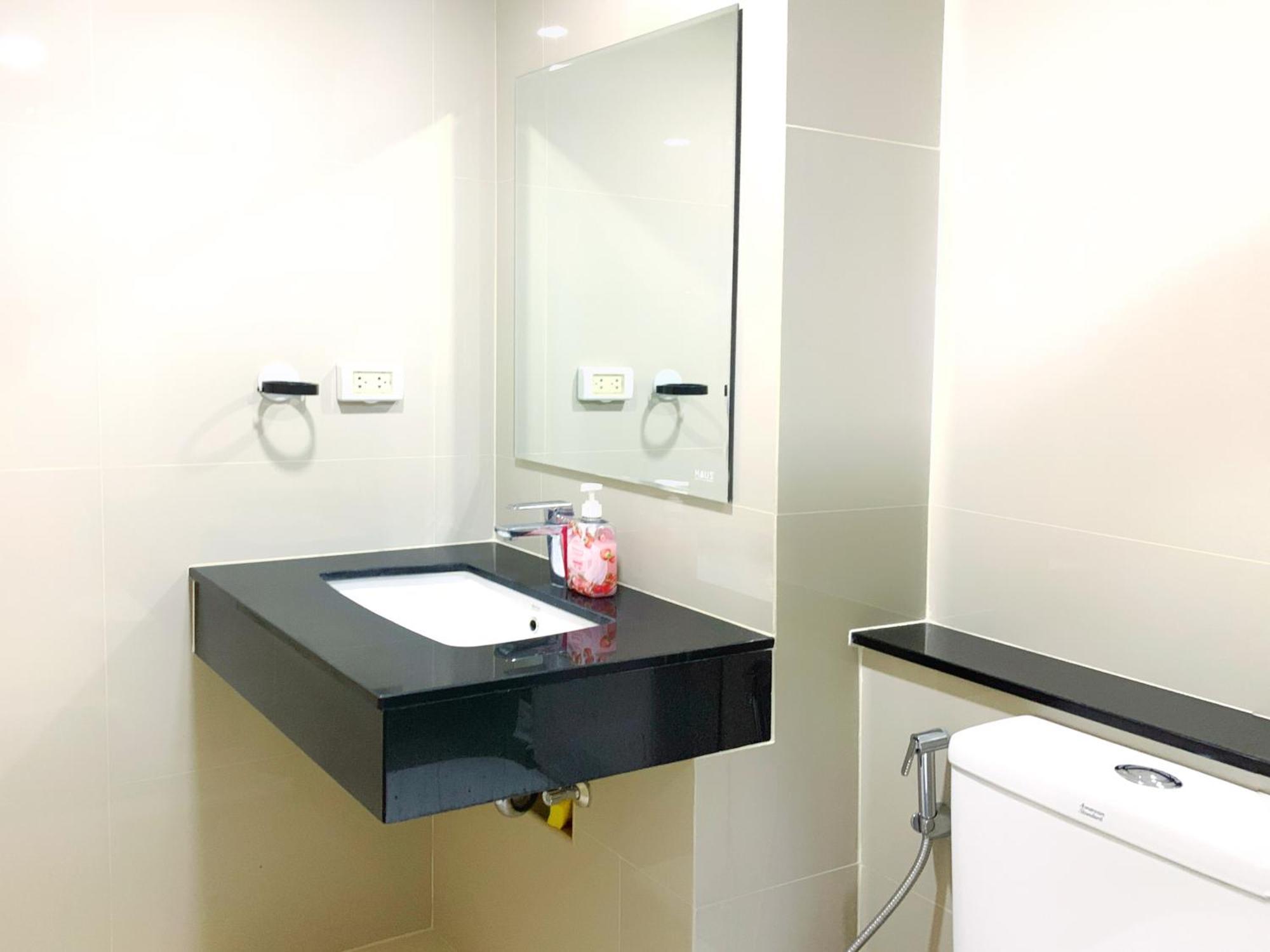 Cm Design Space Nimman Fashion Flat Chiang Mai Ngoại thất bức ảnh